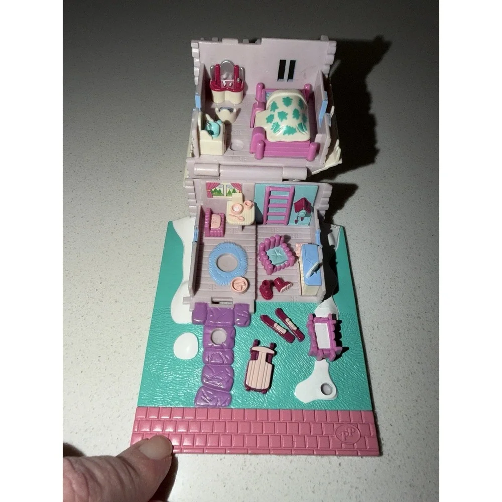 Vintage 1993 Polly Pocket Ski Lodge House Playset No Figurines Bluebird